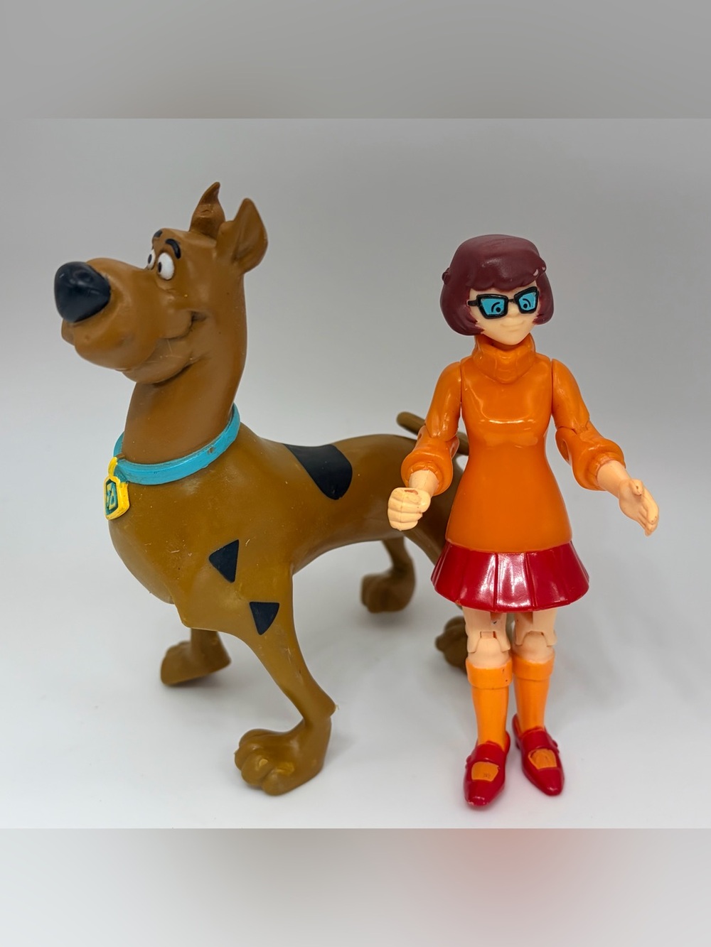 Scooby Doo and Velma Action Figures Hanna Barbera Lot of 2 Toys